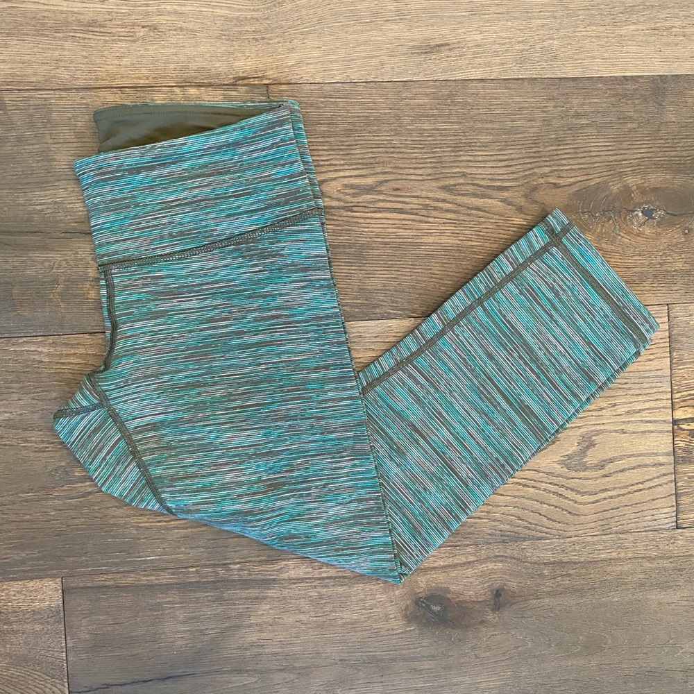 Lululemon Crop
